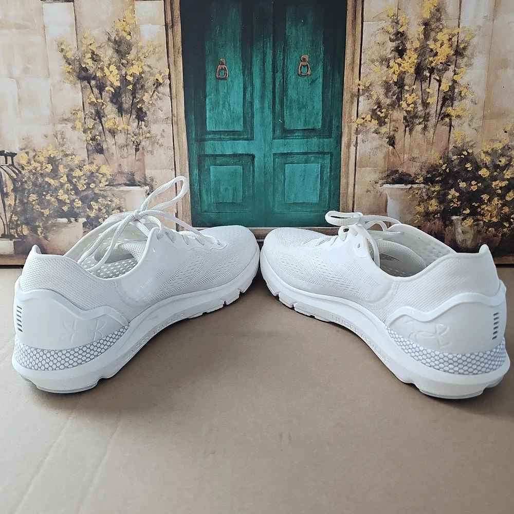 New Under Armour HOVR Sonic 6 White Silver Shoes 3026121-100 Men's 12.5  Shoes